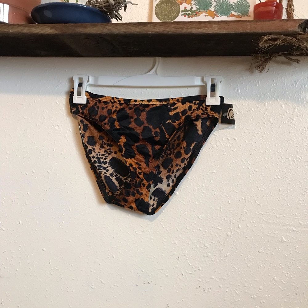 Leopard swim bottoms